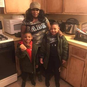 Meet your Posher, Dede